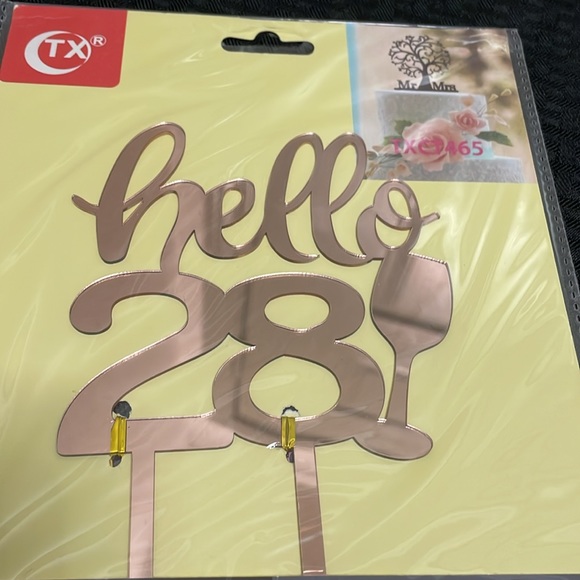 CTX Acrylic Hello 28 Cake Topper - Rose Gold Acrylic  Decoration NIP
7” H X 5” W - Picture 8 of 8